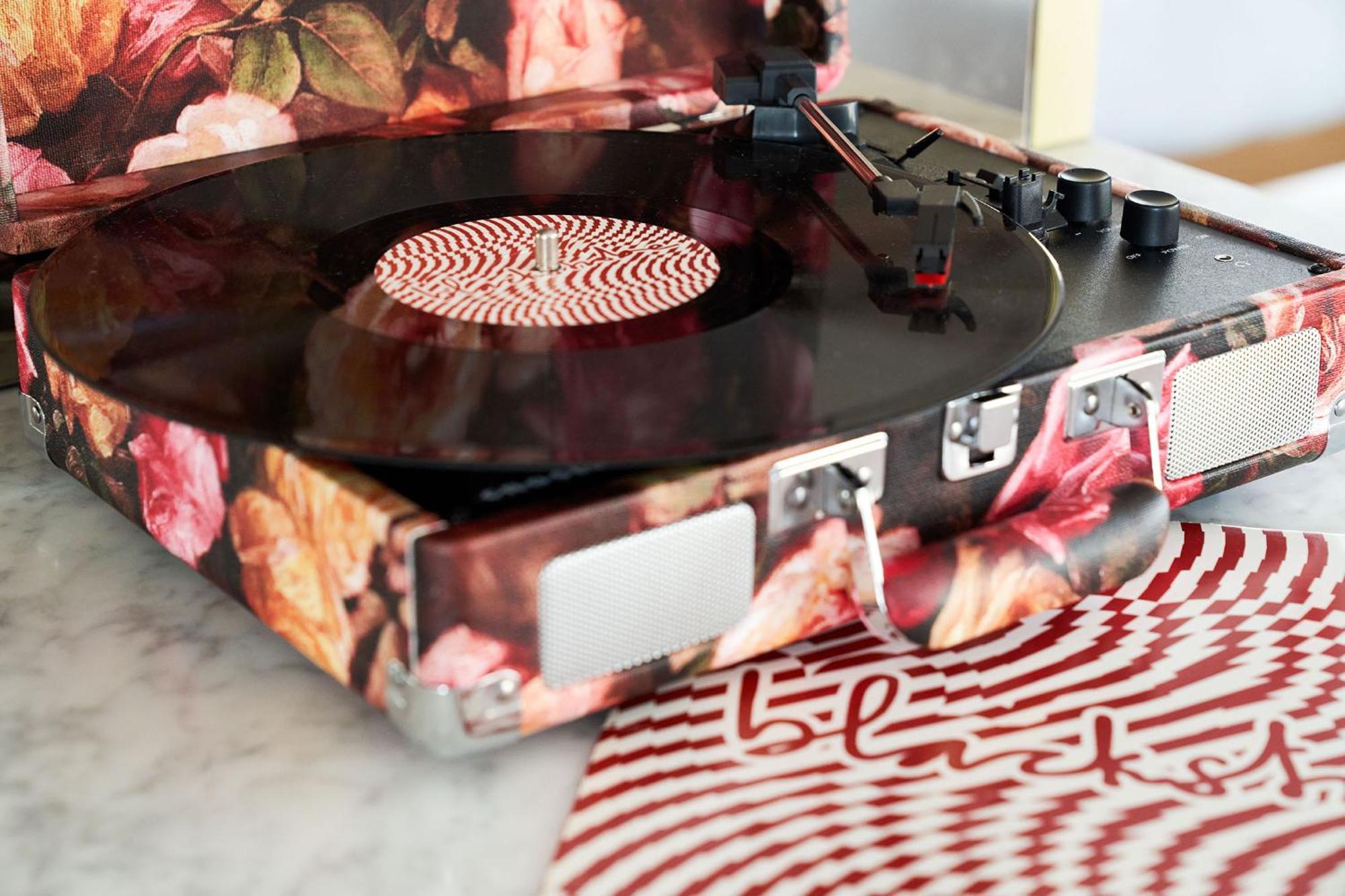 The Botree - Preferred Hotels And Resorts Лондон Екстер'єр фото A record player