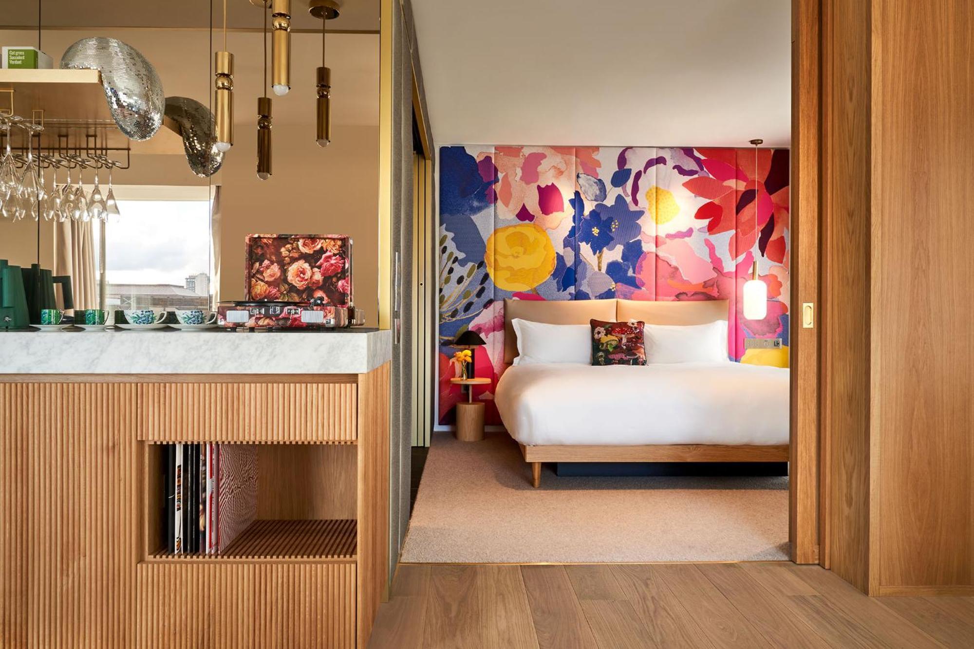 The Botree - Preferred Hotels And Resorts Лондон Екстер'єр фото A suite at the hotel