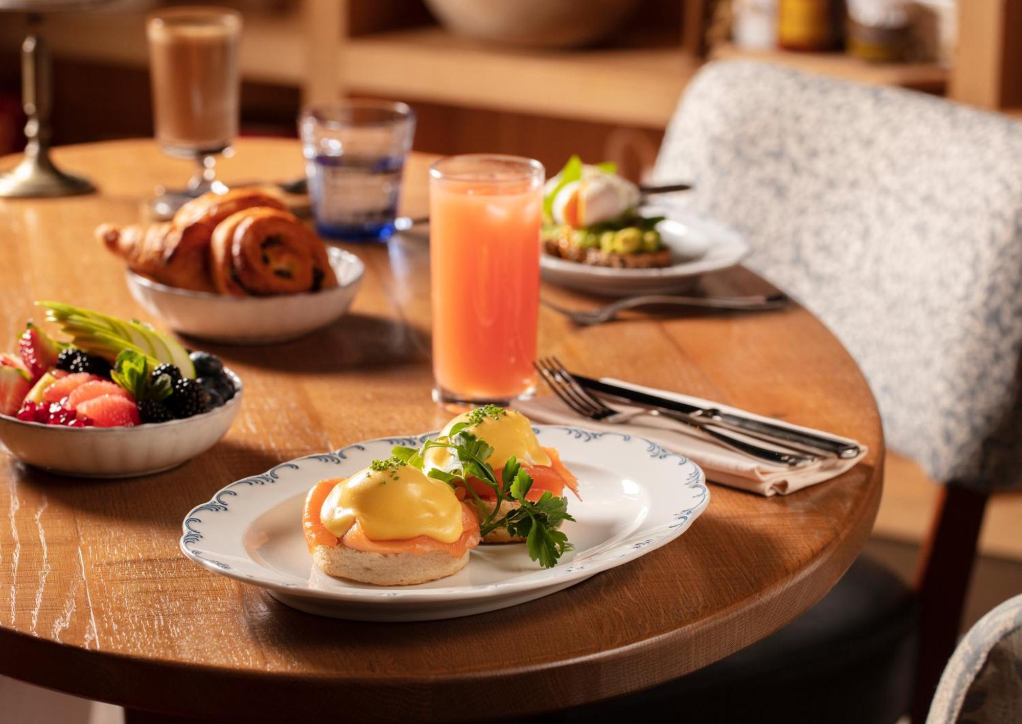 The Botree - Preferred Hotels And Resorts Лондон Екстер'єр фото A breakfast table